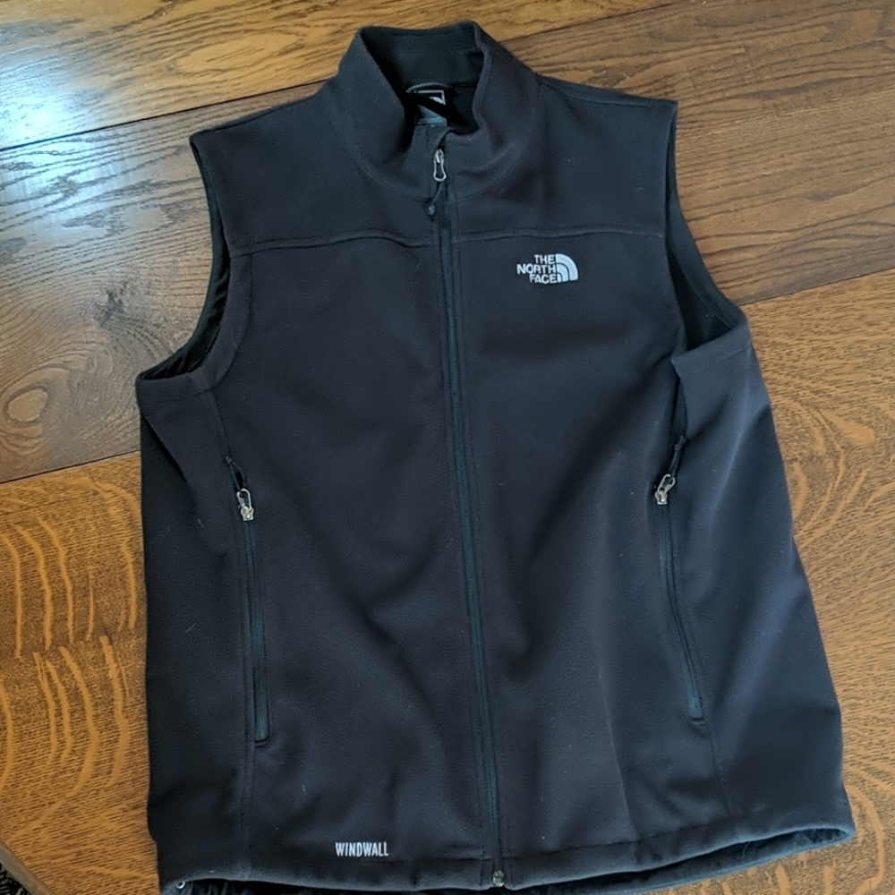 Black North Face Windwall Vest